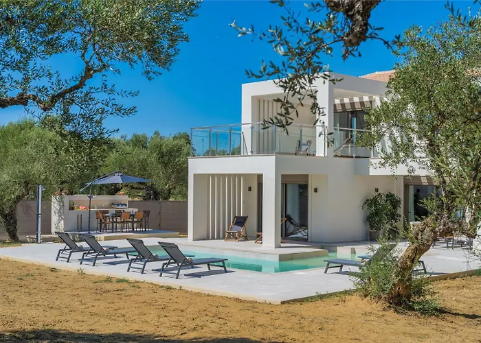 Villa Hariati - An Elegant Escape, By Zantewize Kypseli
