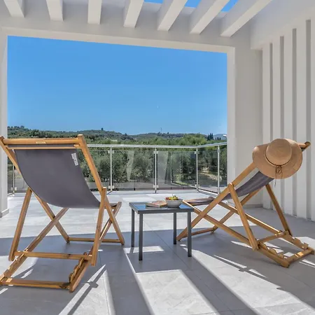 Hariati - An Elegant Escape, By Zantewize 基普塞利