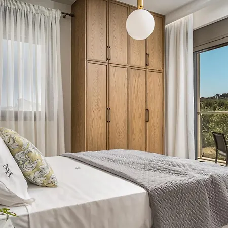 Hariati - An Elegant Escape, By Zantewize * 基普塞利