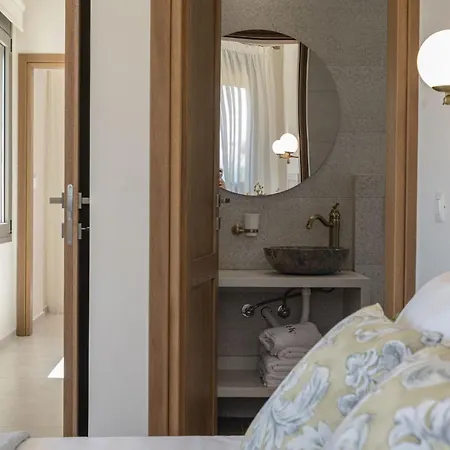 Hariati - An Elegant Escape, By Zantewize *